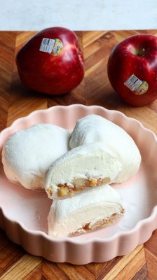 Cosmic Crisp Apple Crumble Rice Paper Mochi-web