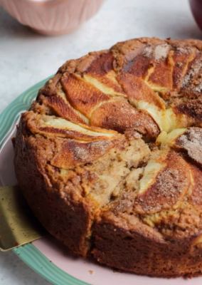 Cosmic Crisp Apple & Cinnamon Cake